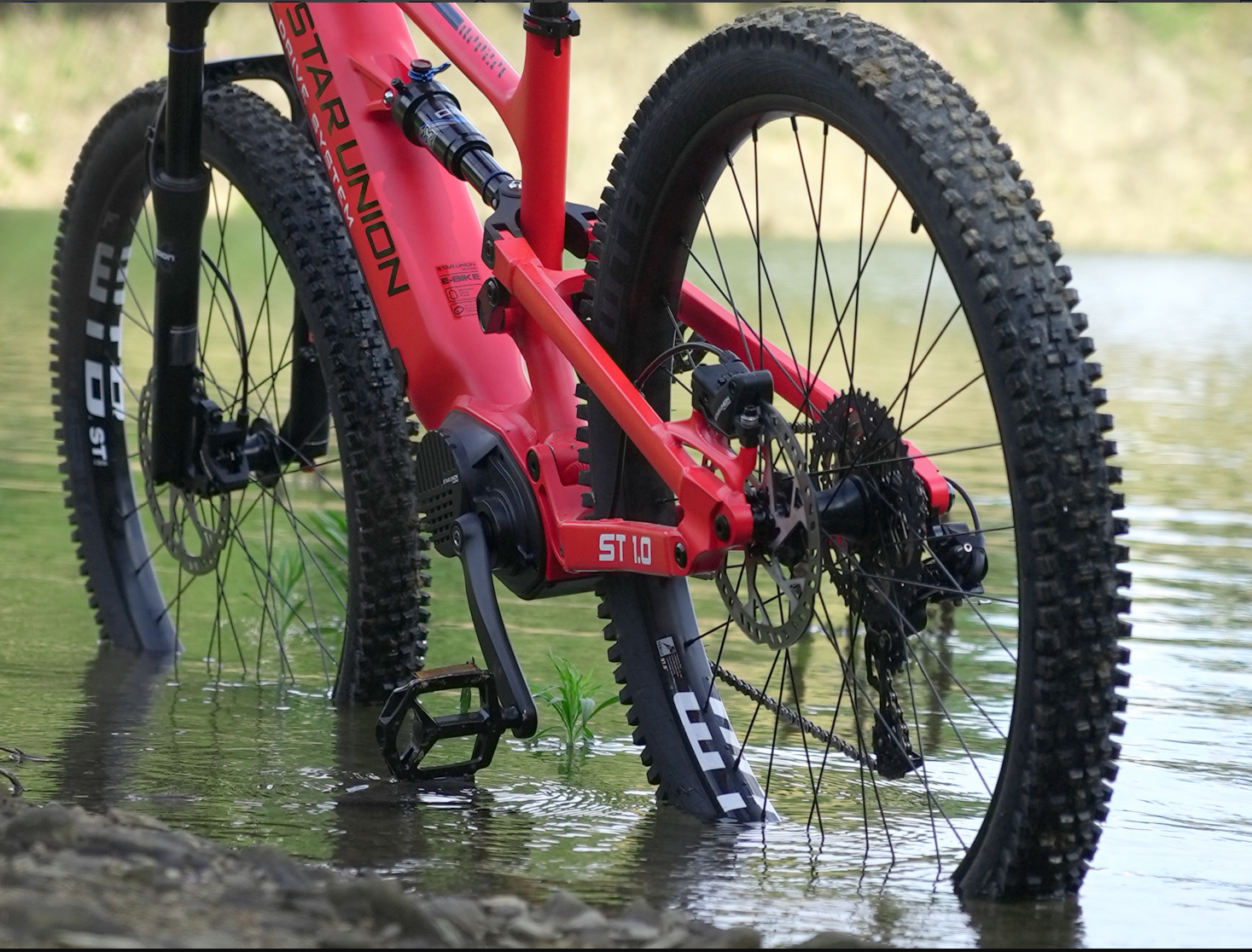 Hydraulic Disc Brakes vs. Mechanical Brakes: Which is Right for You?